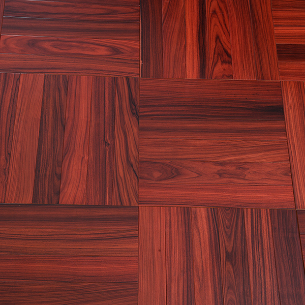 多層實(shí)木地板