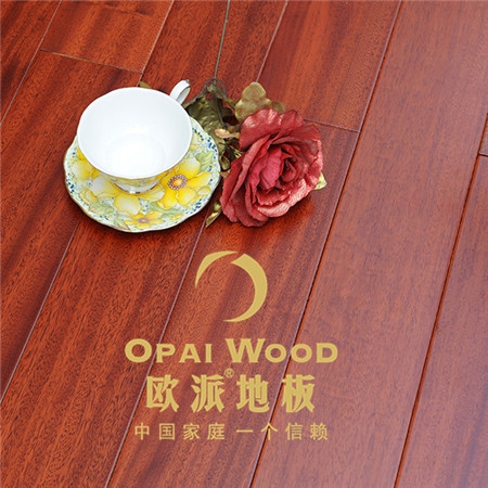 品質與服務 是地板生存的關鍵