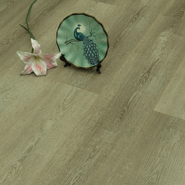 歐派強(qiáng)化地板